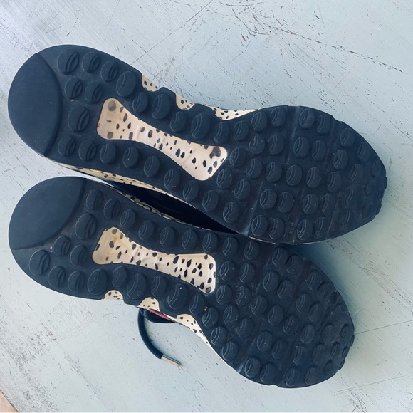 Gently used Steve Madden CLIFF Olive Multi green camo rebooted sneakers. - Picture 10 of 11